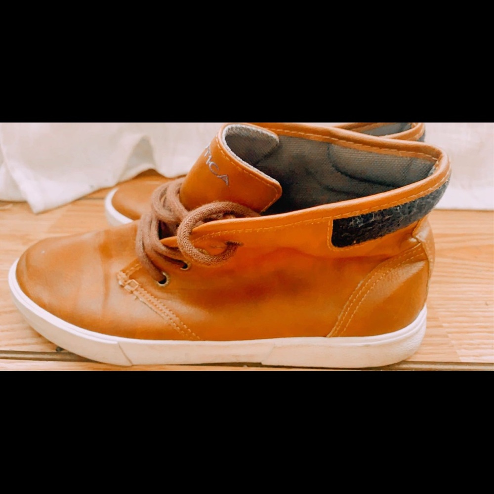Boys Nautica Dress shoes